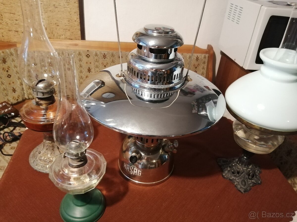 Sbírka petrolejovych lamp