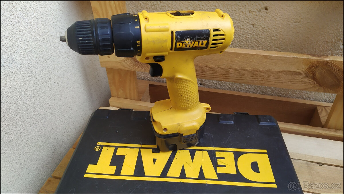 Aku vrtačka DeWALT DW907 s repasovanou baterií
