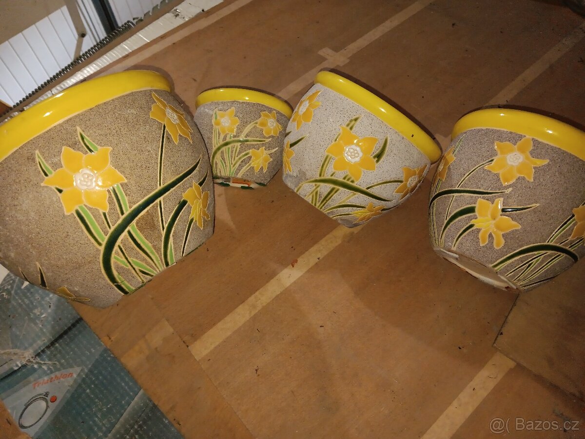 okrasné obaly na květináče