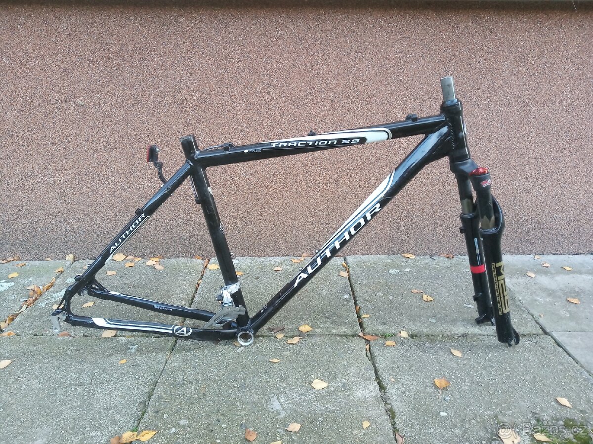 Rám Author Traction 29er - PRASKLÝ