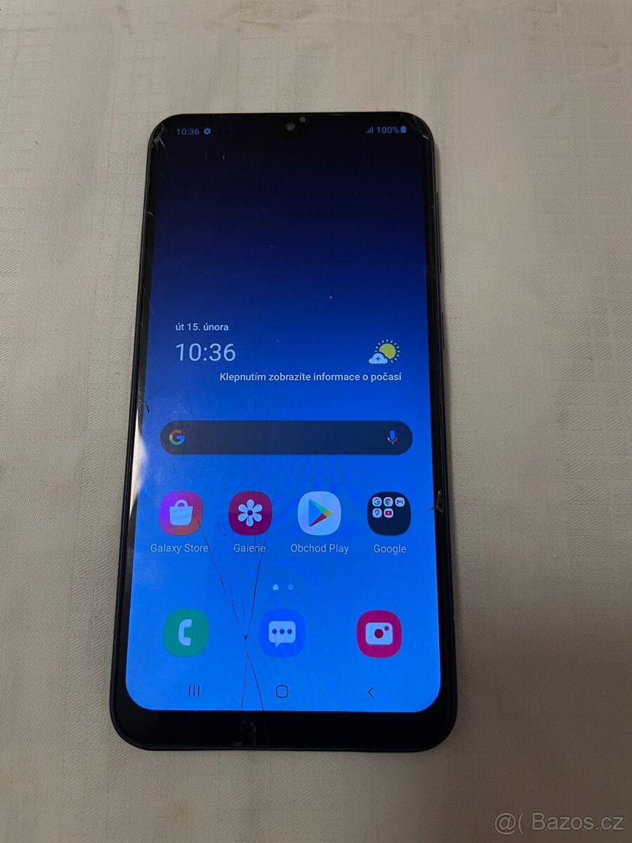 Samsung Galaxy A10 – prasklý displej, plně funkční
