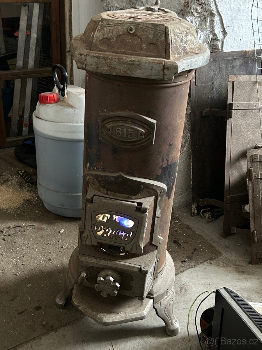 Starožitná kamna PRAGA 615