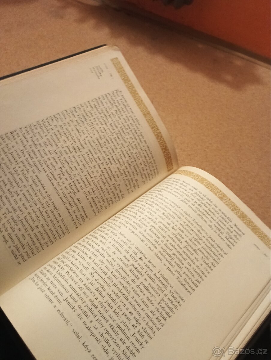 Zlatá kniha historických příběhu