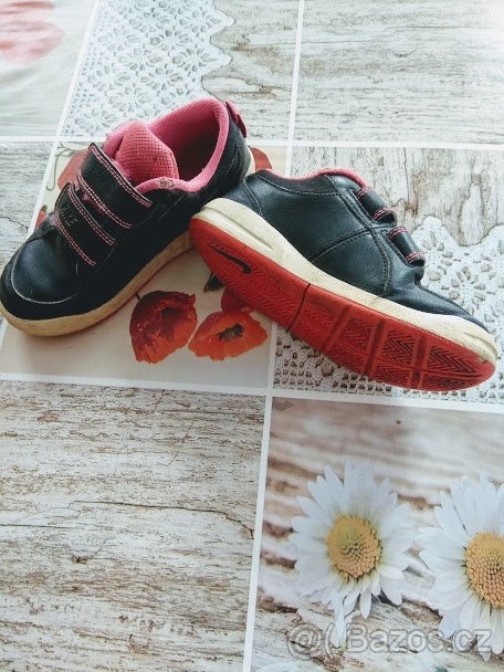Botasky,nizke kecky NIKE vel.29,5