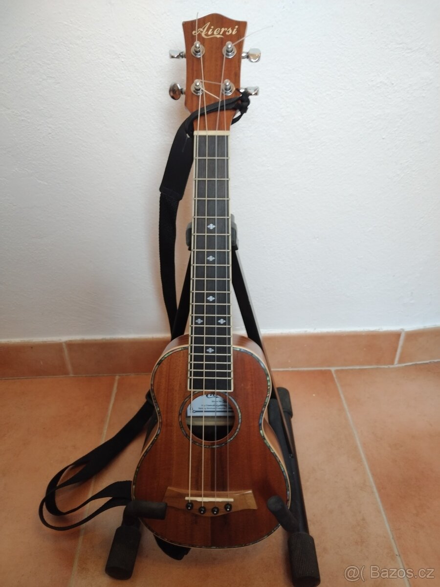 Ukulele Aiersi SU-071PL