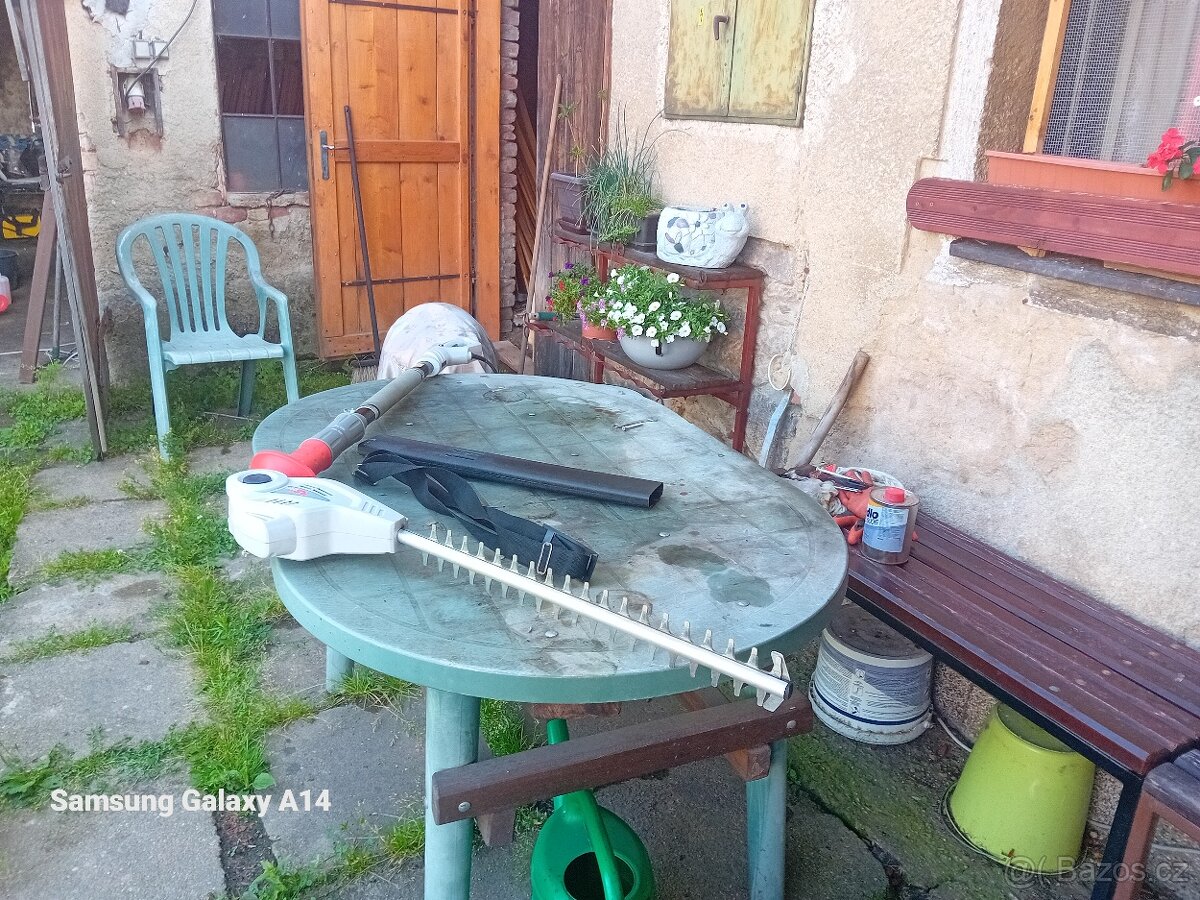 Nůžky na živý plot