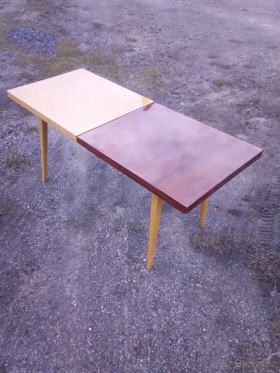Retro hezky stolek Jitona
