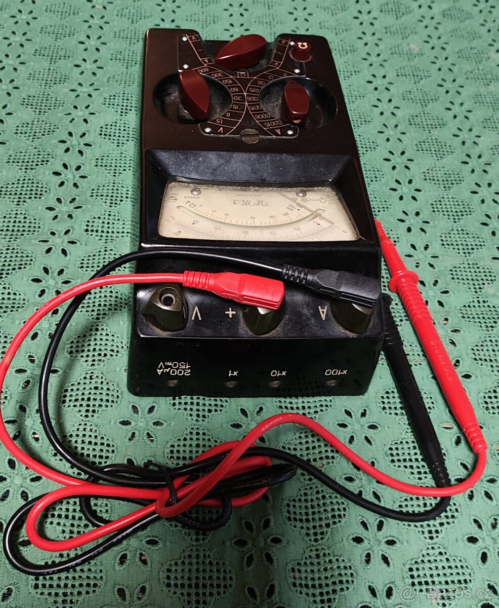 Prodám retro analogový multimetr AVOMET UM-3