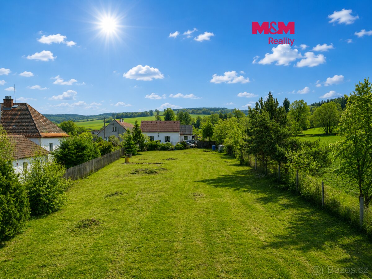Prodej pozemku k bydlení, 1329 m², Horšice