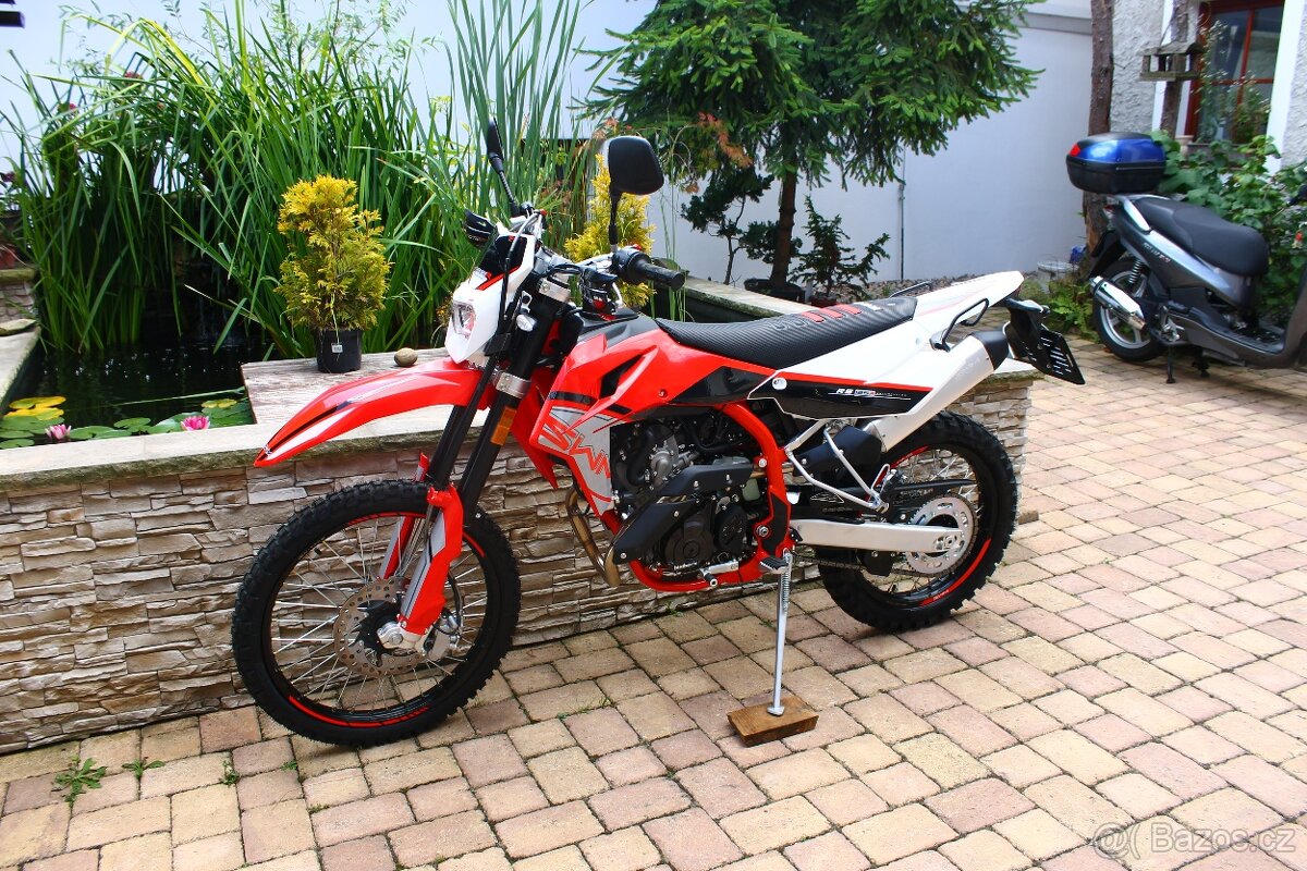 SWM RS 125 R "Nové moto"