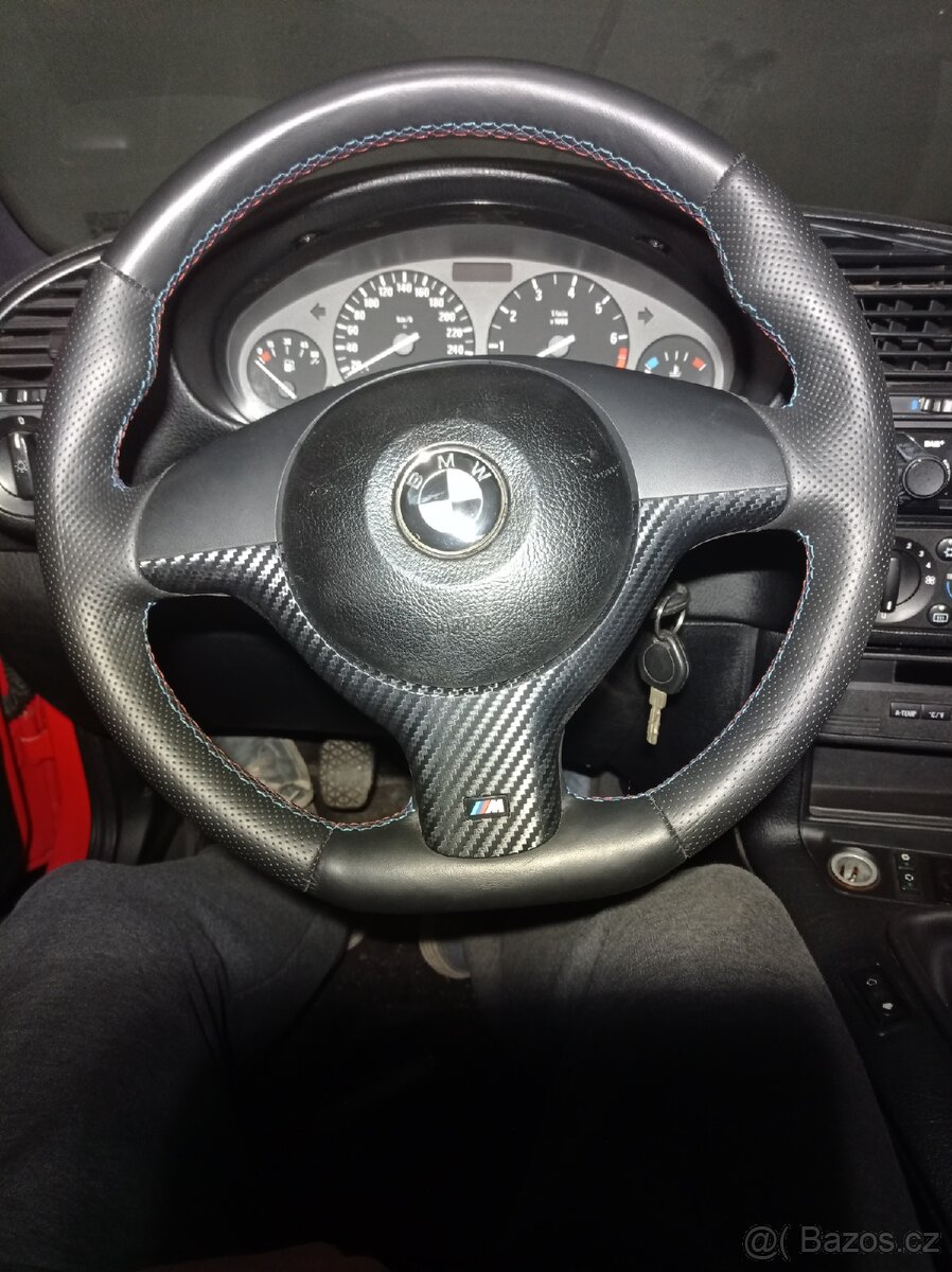 Volant BMW M3 E46 nově potažený