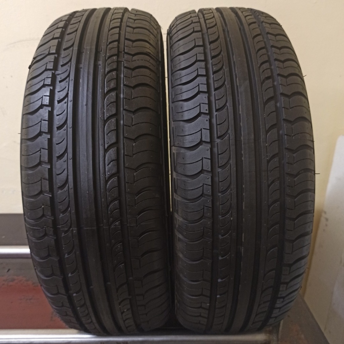 Hankook 185/60 R15 84H 7-7,5mm