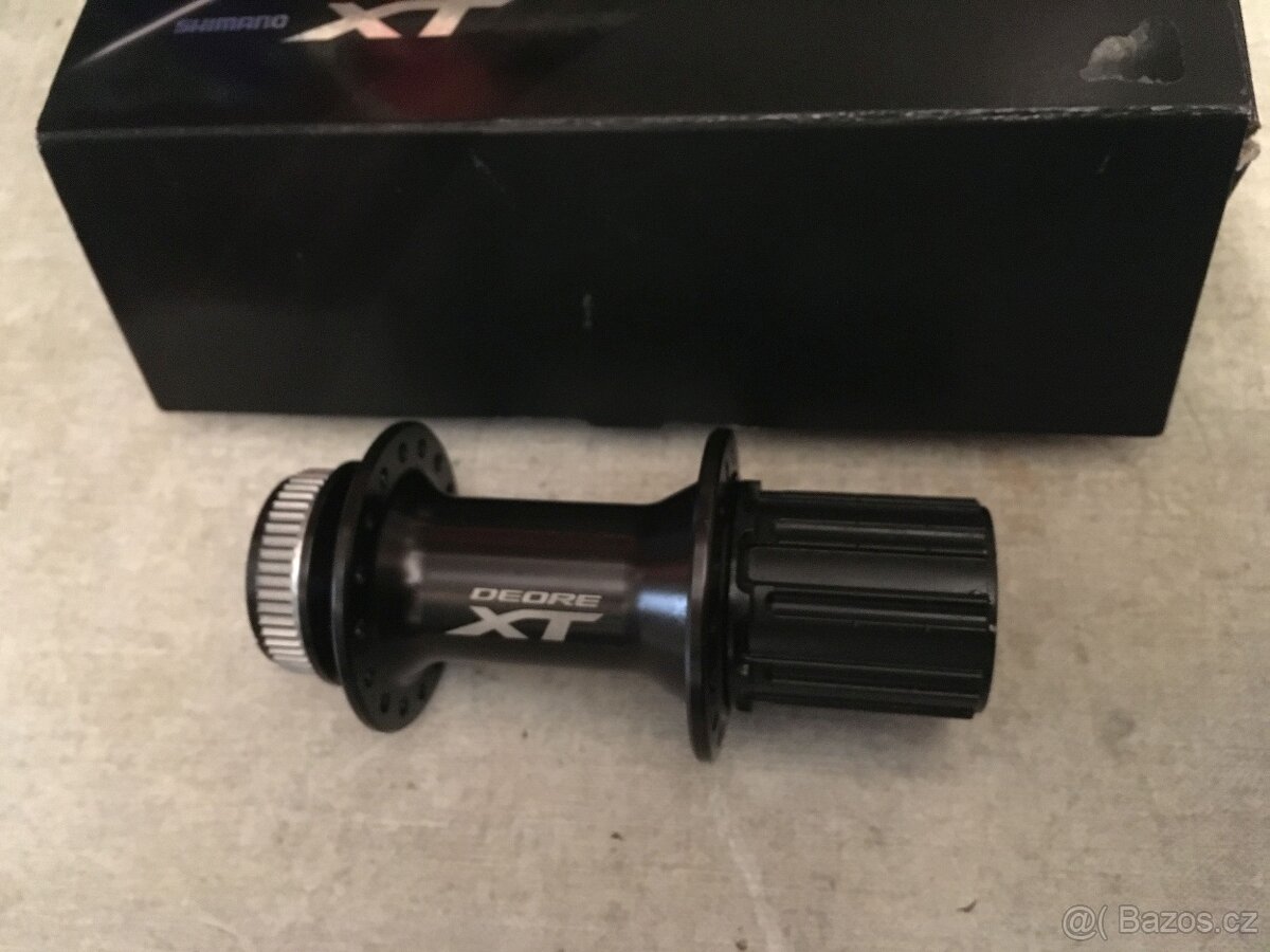 Ořech s nábojem Shimano Deore XT