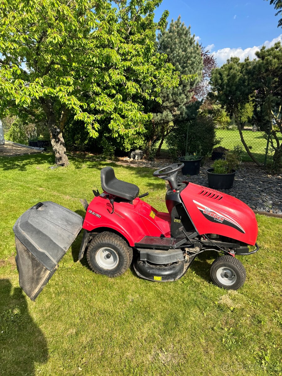 Zahradní traktor Garden