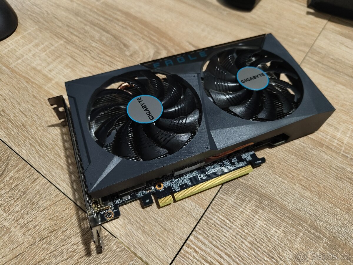 GIGABYTE GeForce RTX 3050 EAGLE OC 8G