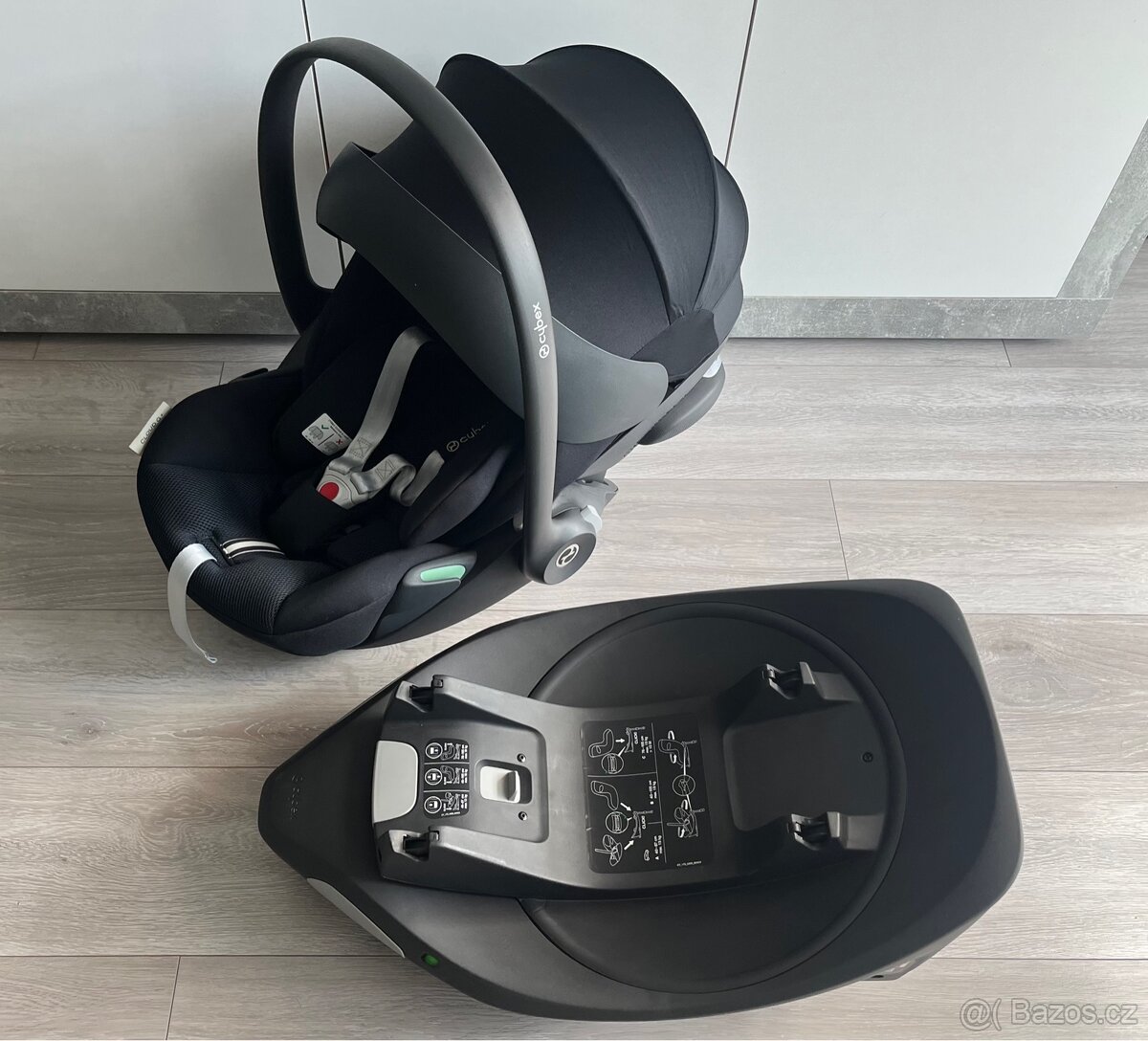 Cybex Cloud G I-size Plus + otočná báze Cybex base G