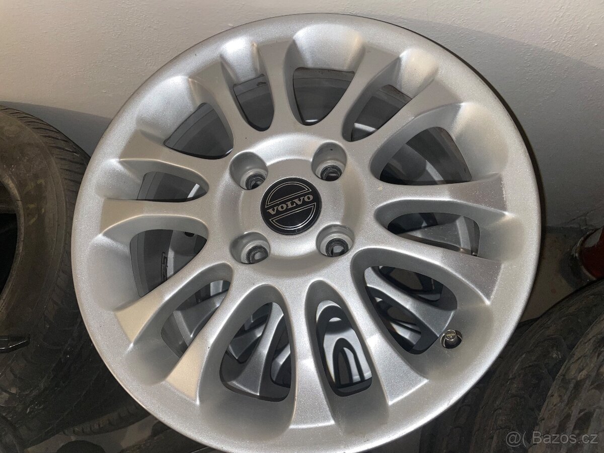 Elektrony na Volvo V40 / S40
