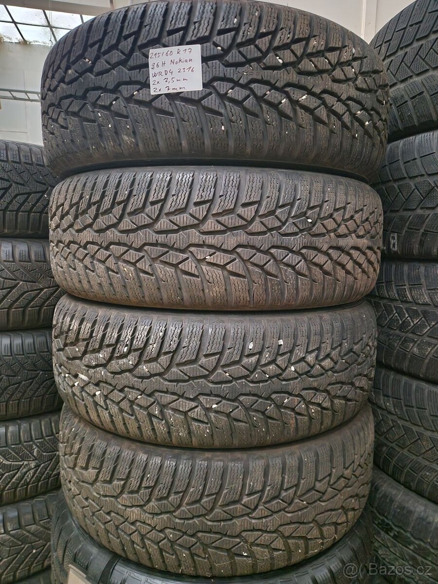 215/60 R17 96H zimní pneu Nokian