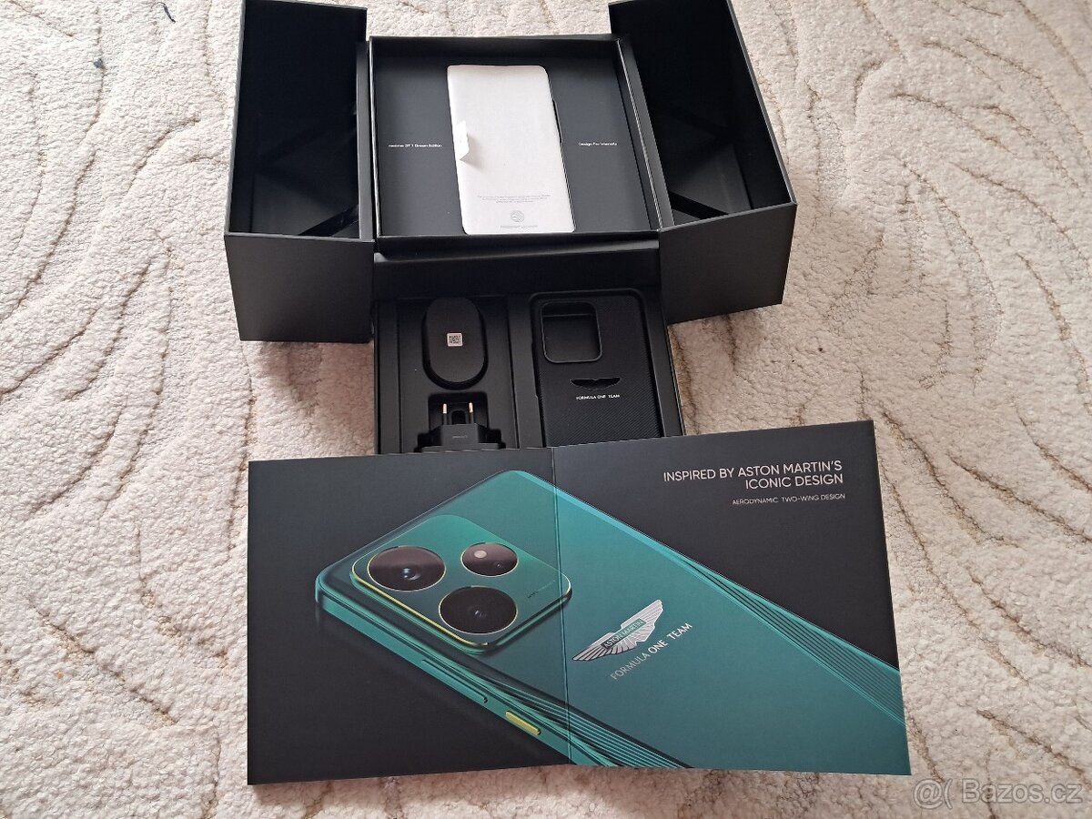 Realme 7 GT 5 - Dream Edition Aston Martin ( Limitovaná edic