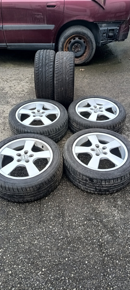 Alu kola z Volva V70