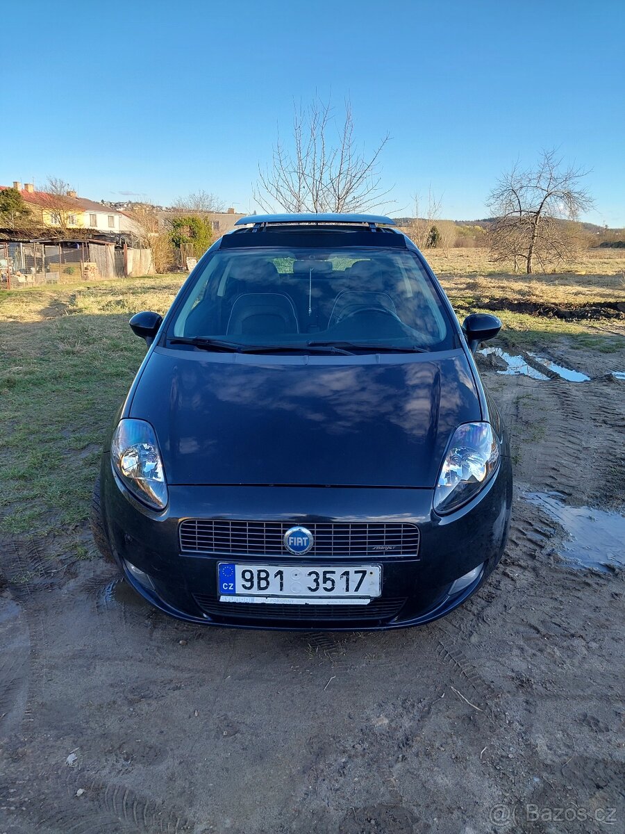 Grande Punto Sport 1.4 70kW kůže, el. střecha 
