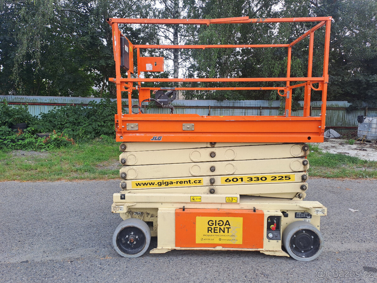 JLG 10 RS - 12 metrů