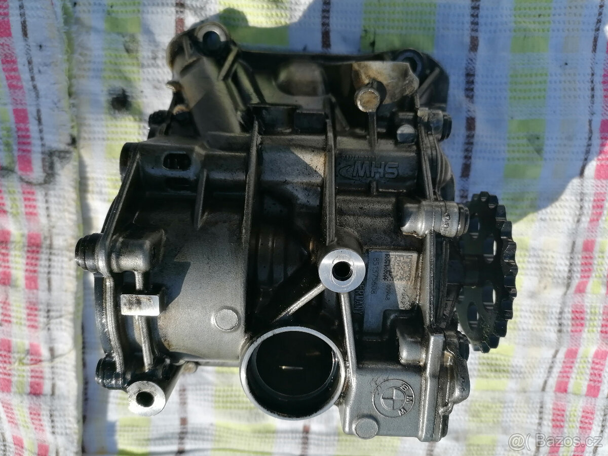 BMW 2,0D B47 olejové čerpadlo 851375608