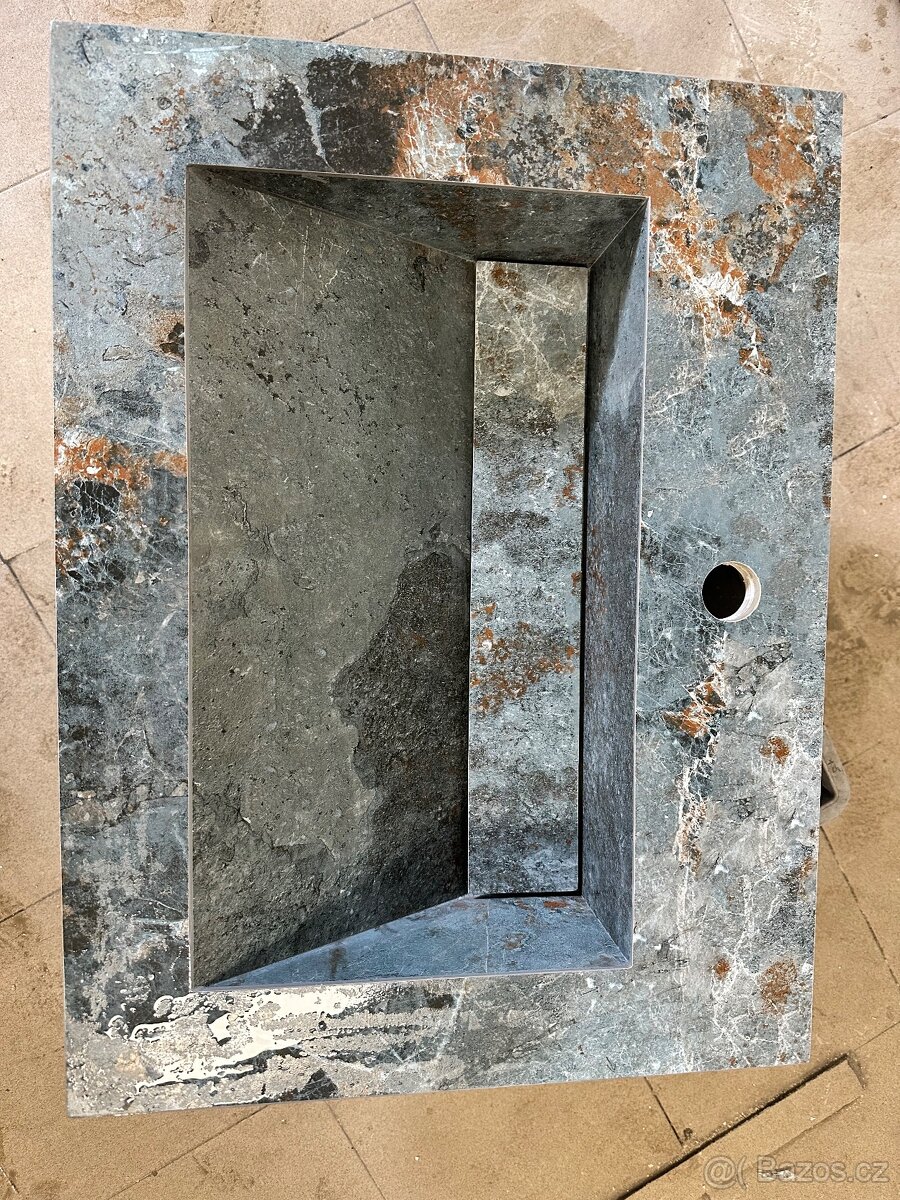 Umyvadlo 60x45