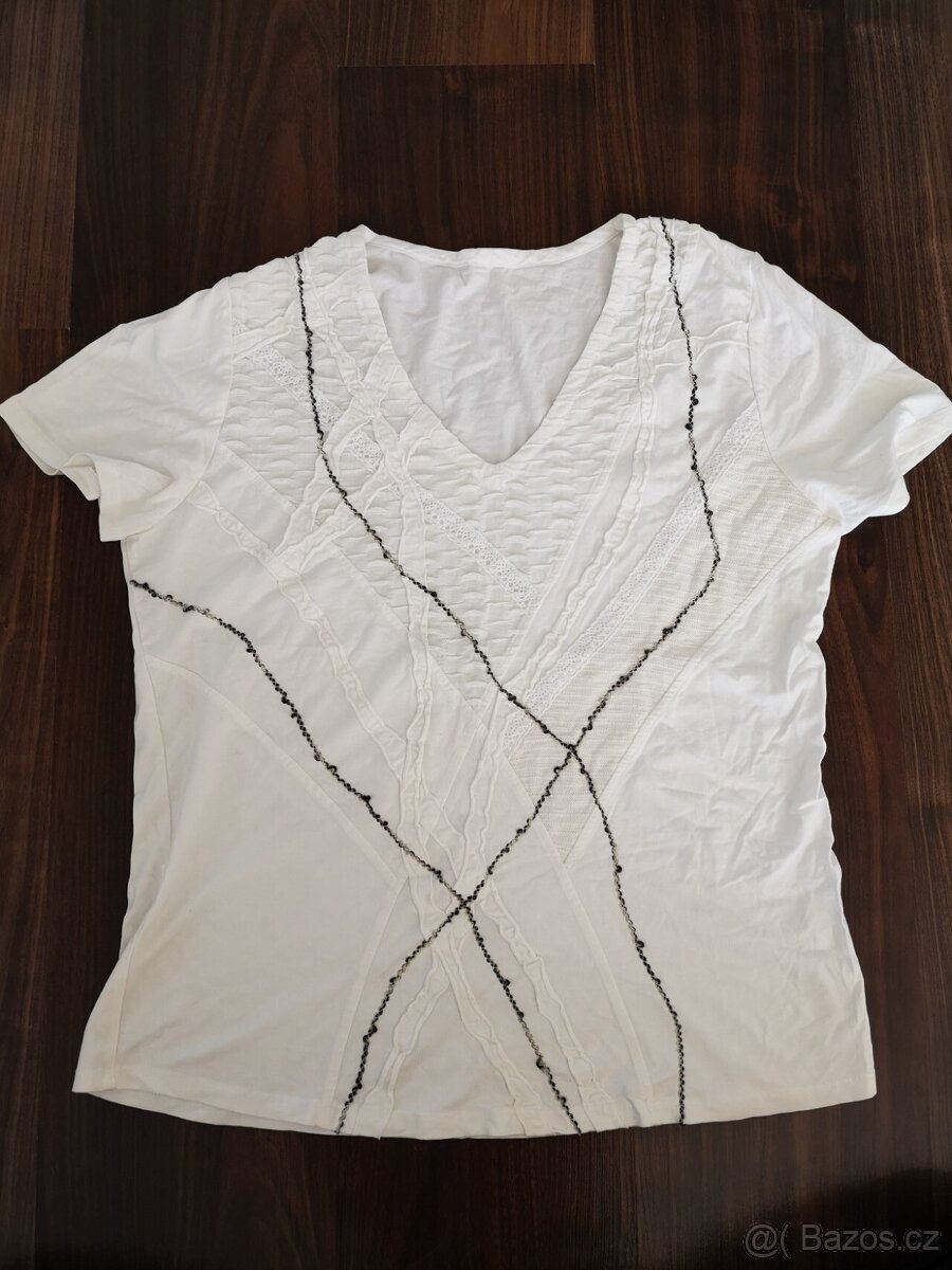 Tričko, top, halenka - M