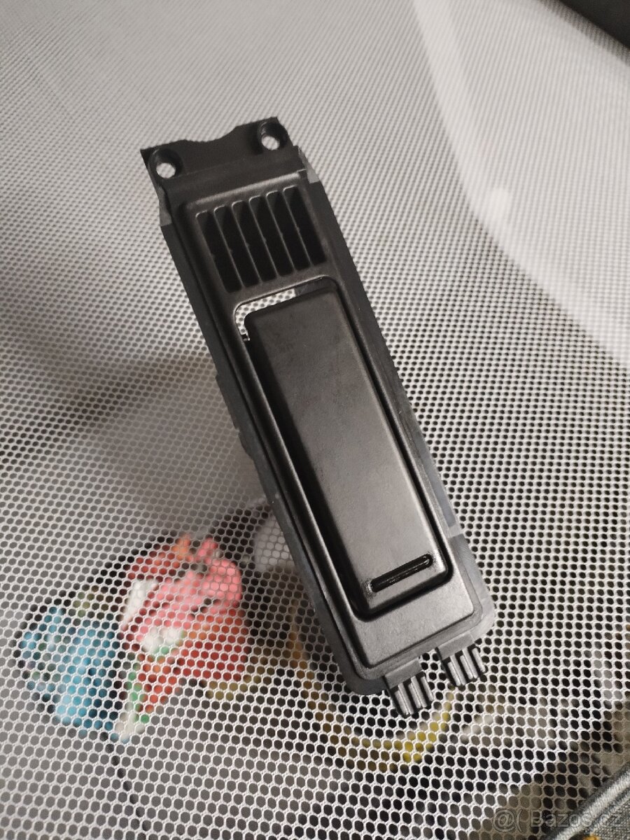 Držák nápojů Škoda Octavia 1