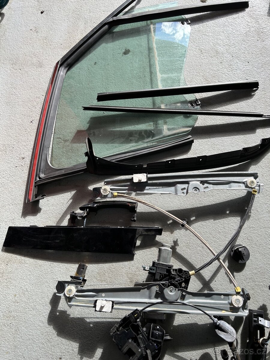 Renault Grand Scenic díly PP dveří