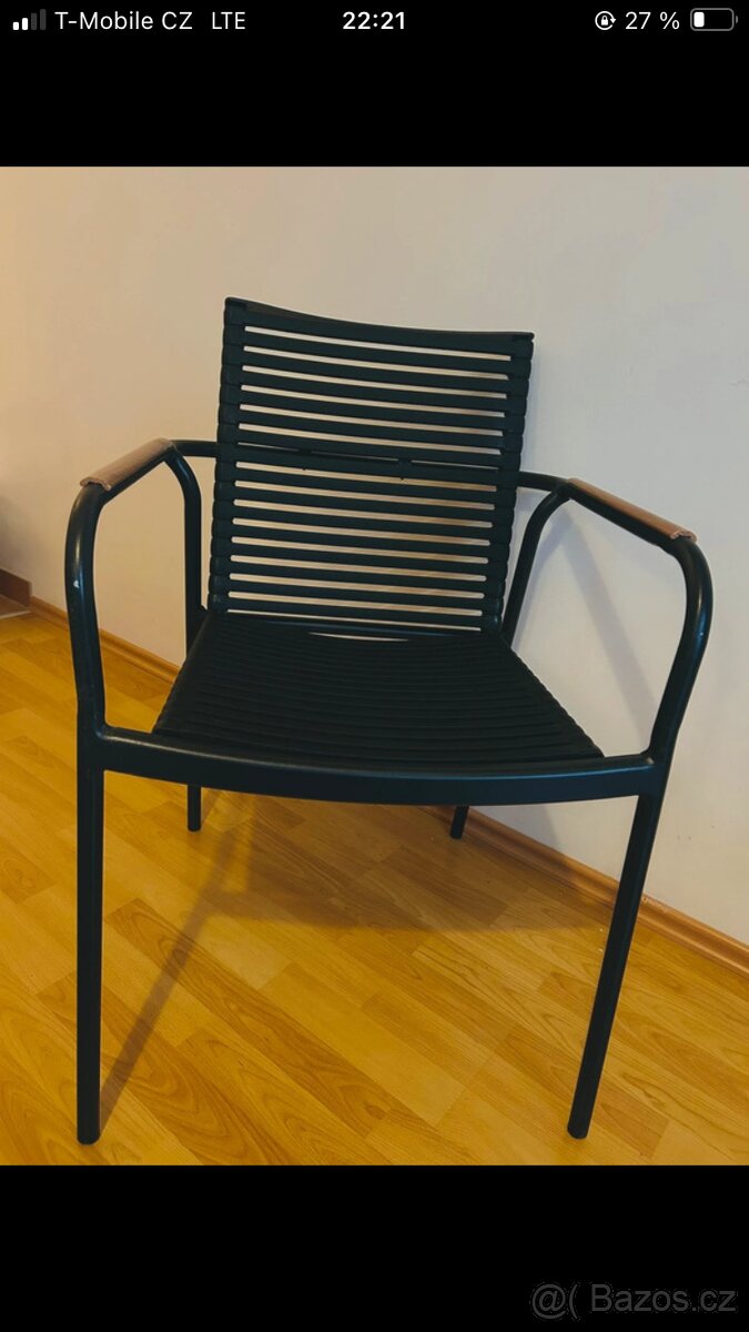 Zahradní nebo balkonová židle