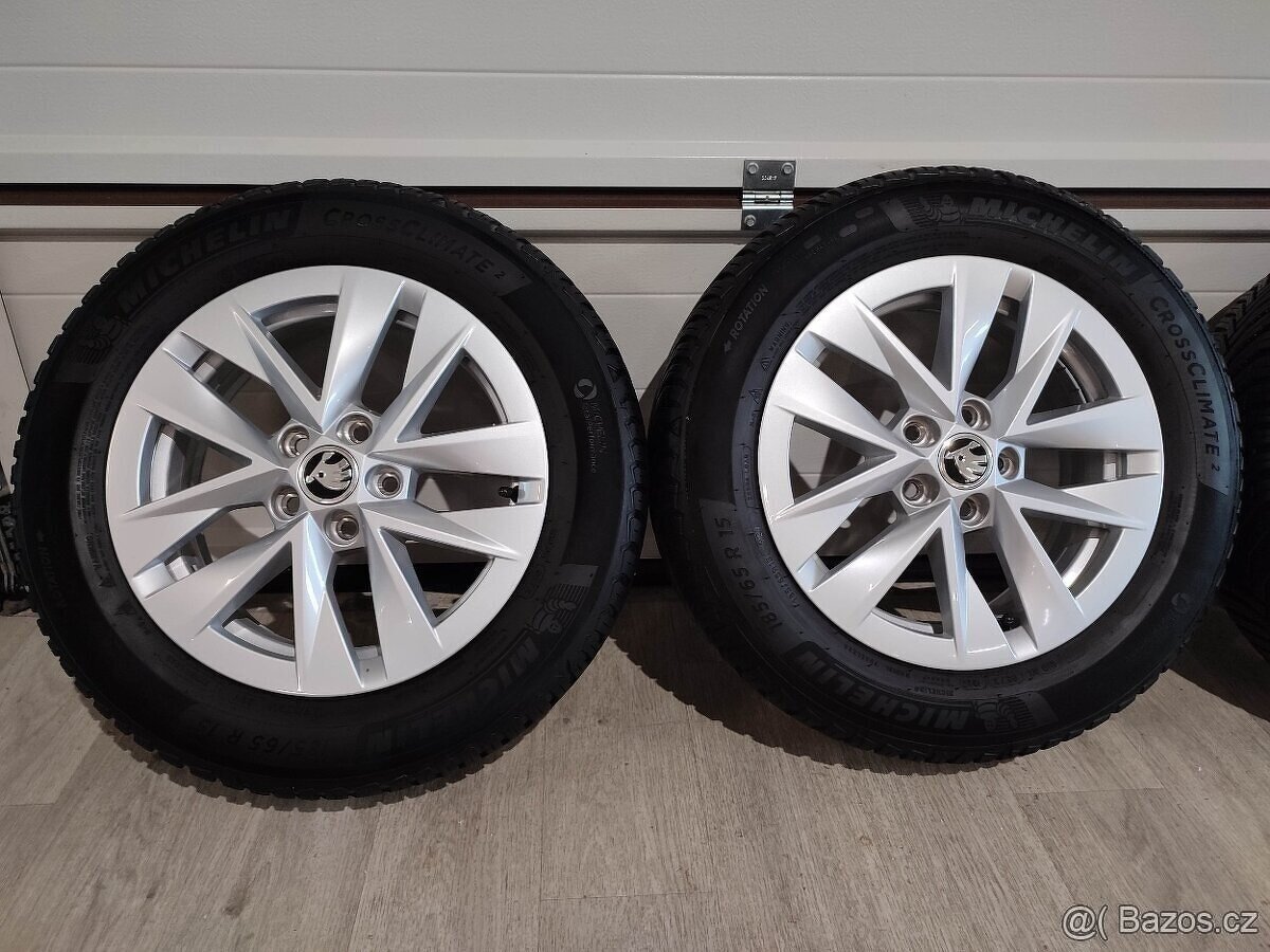 Škoda Fabia IV - sada kol s celoroční pneu 5x100 r16
