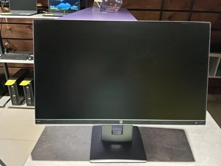 HP Z23n | 23" LCD Monitor
