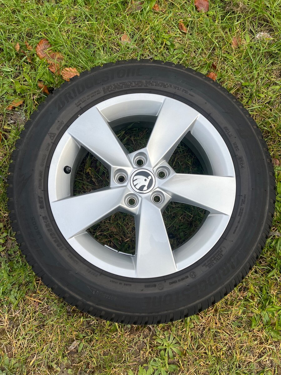 Sada zimních kompletních ALU kol na Škoda Fabia IV