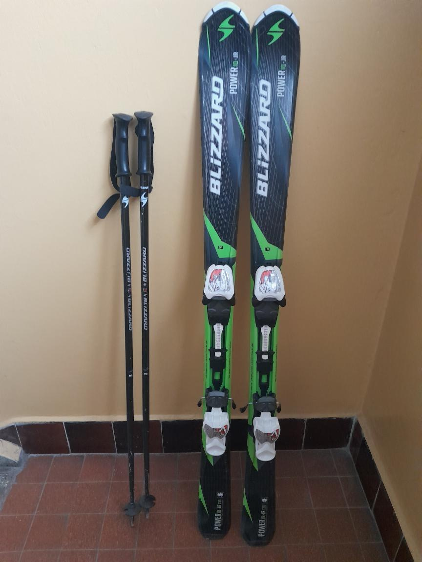 SET – Dětské lyže Blizzard a hůlky