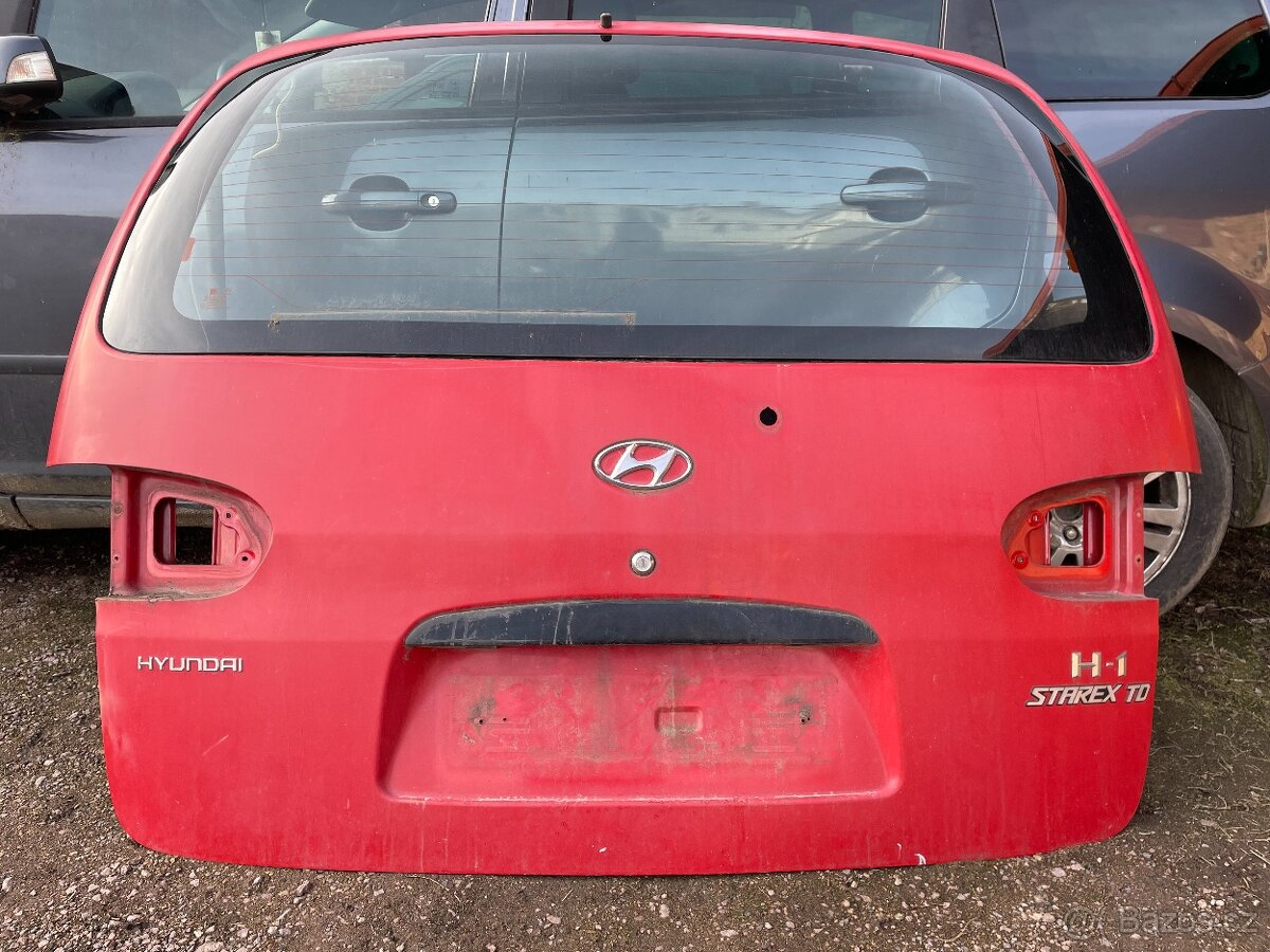 Hyundai H-1 (H1) Rok 2000 Zadní dveře