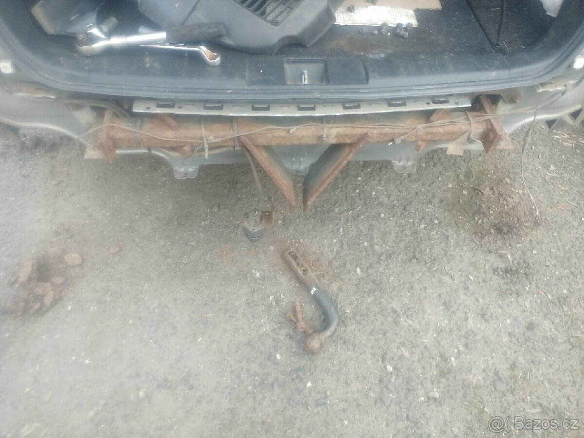 Tažné zařízení Subaru Outback