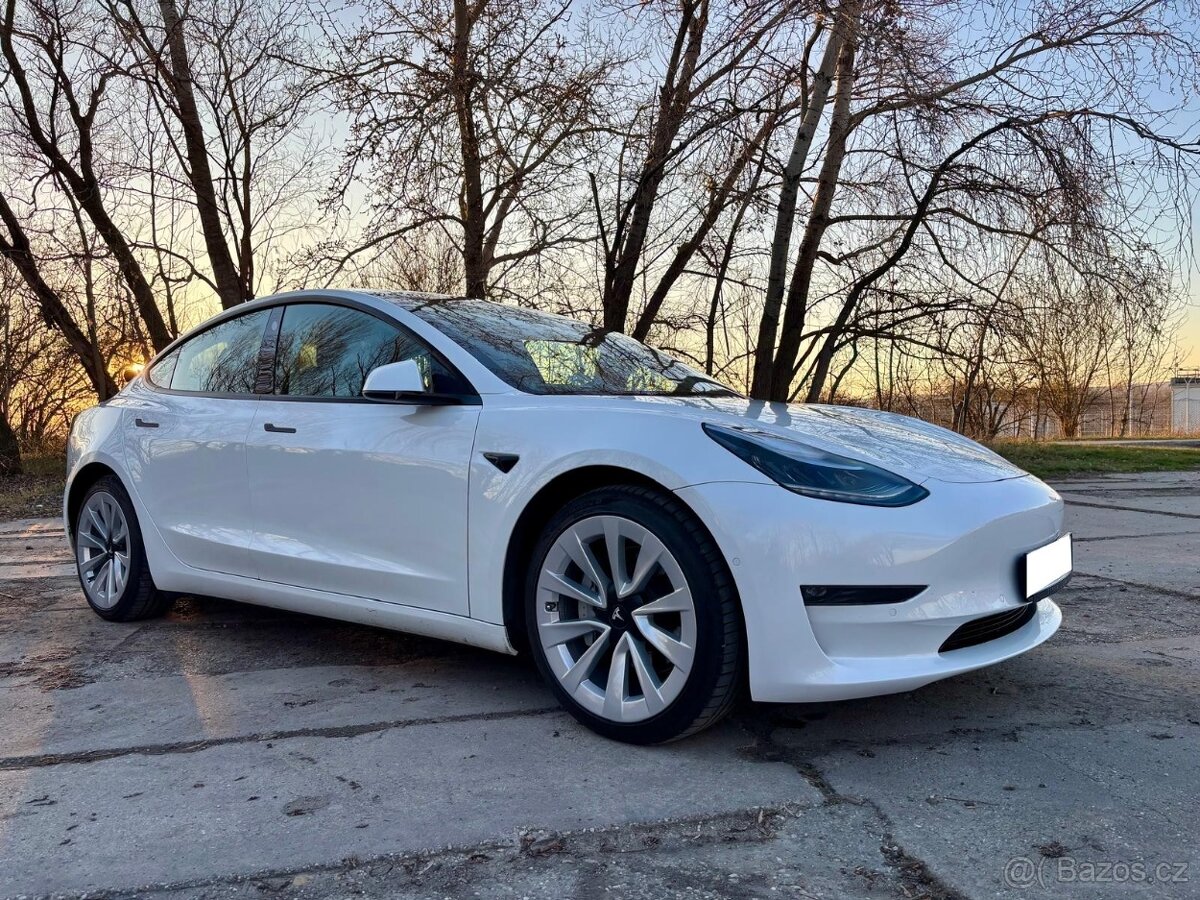 TOP Tesla Model 3 Long Range Refresh po Faceliftu tažné DPH