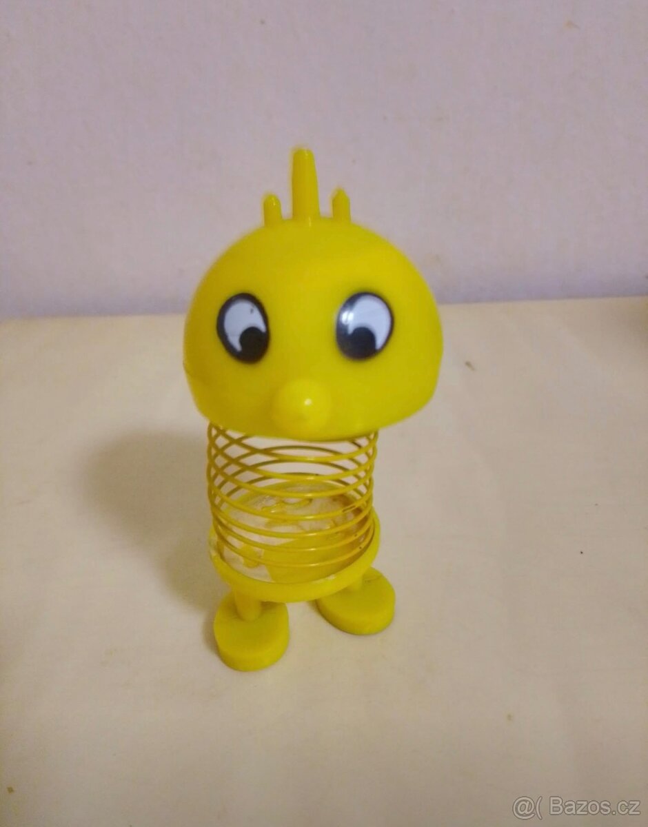 Retro panáček - pérák do auta.