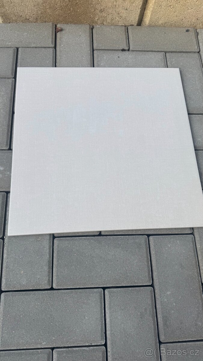 dlažba 42x42cm