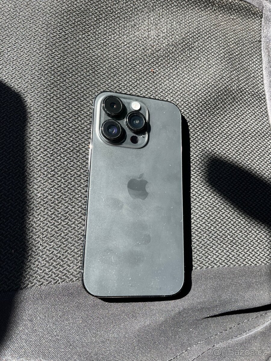 iPhone 14 pro blokovaný