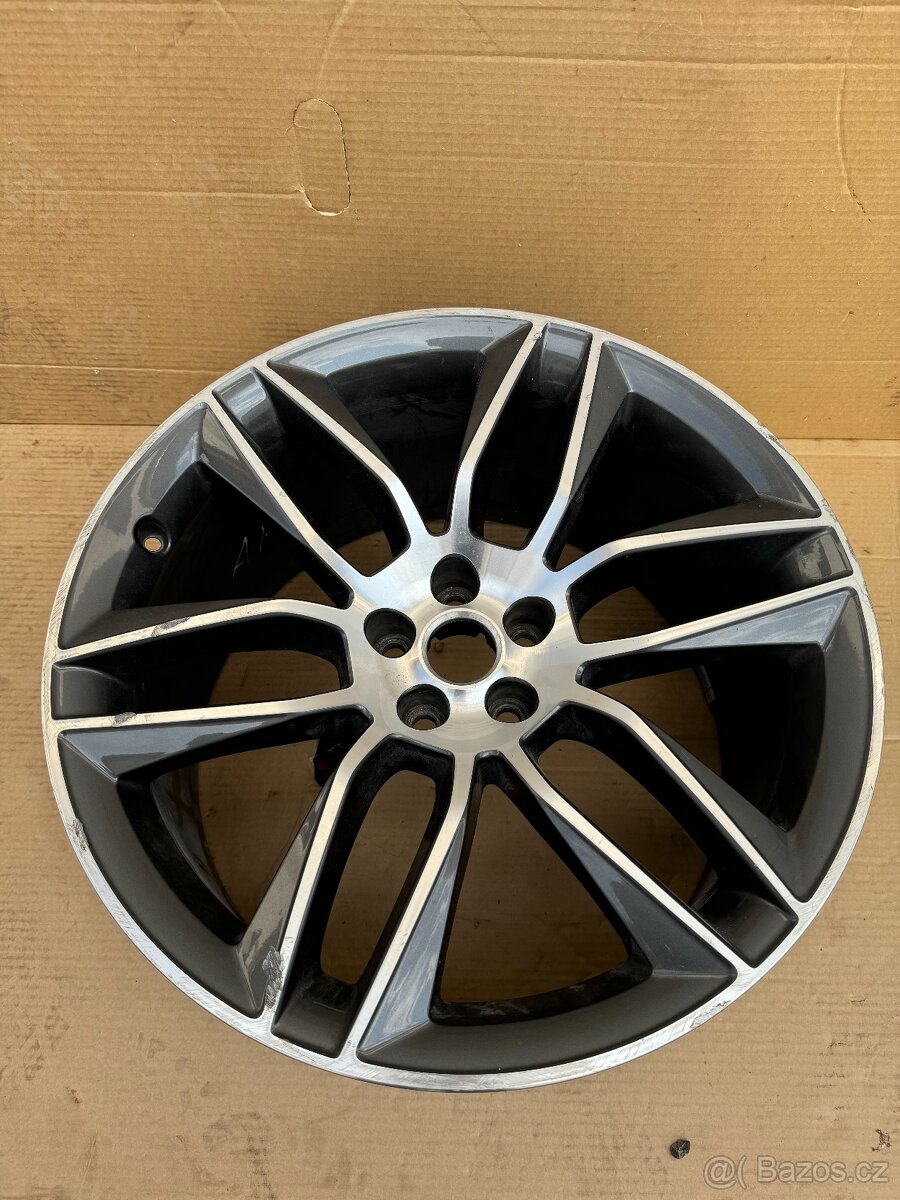 1 ks Alu disk Originál Jaguar F-Type Gyrodyne 10.5J x20 ET38