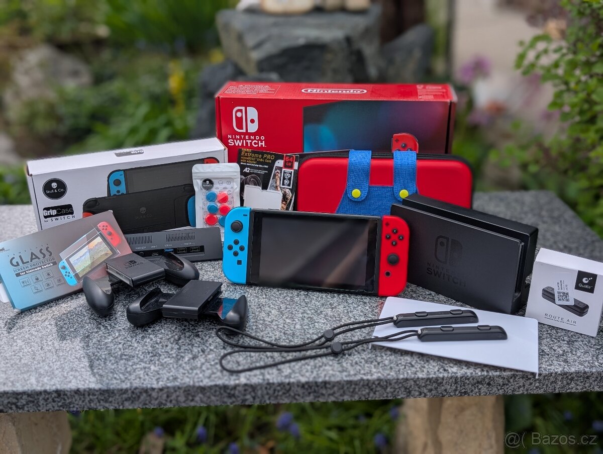 Nintendo Switch + příslušenství