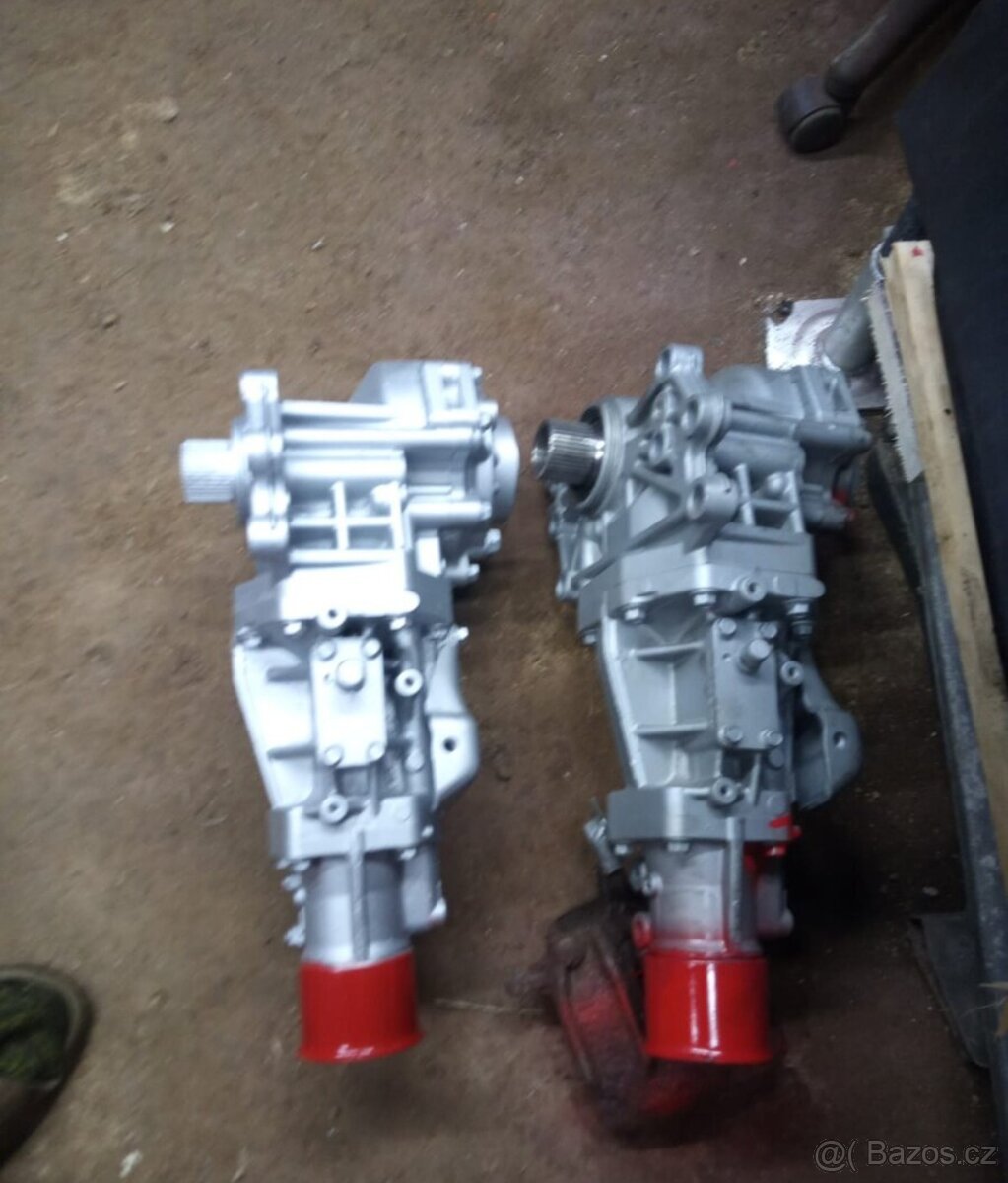2x přídavná převodovka (rozvodovka) C-crosser,Peugeot 4007