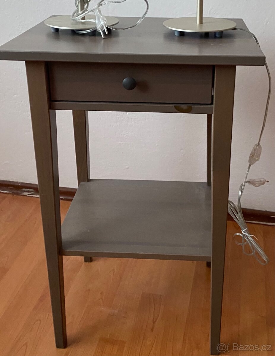 Odkládací stolek IKEA