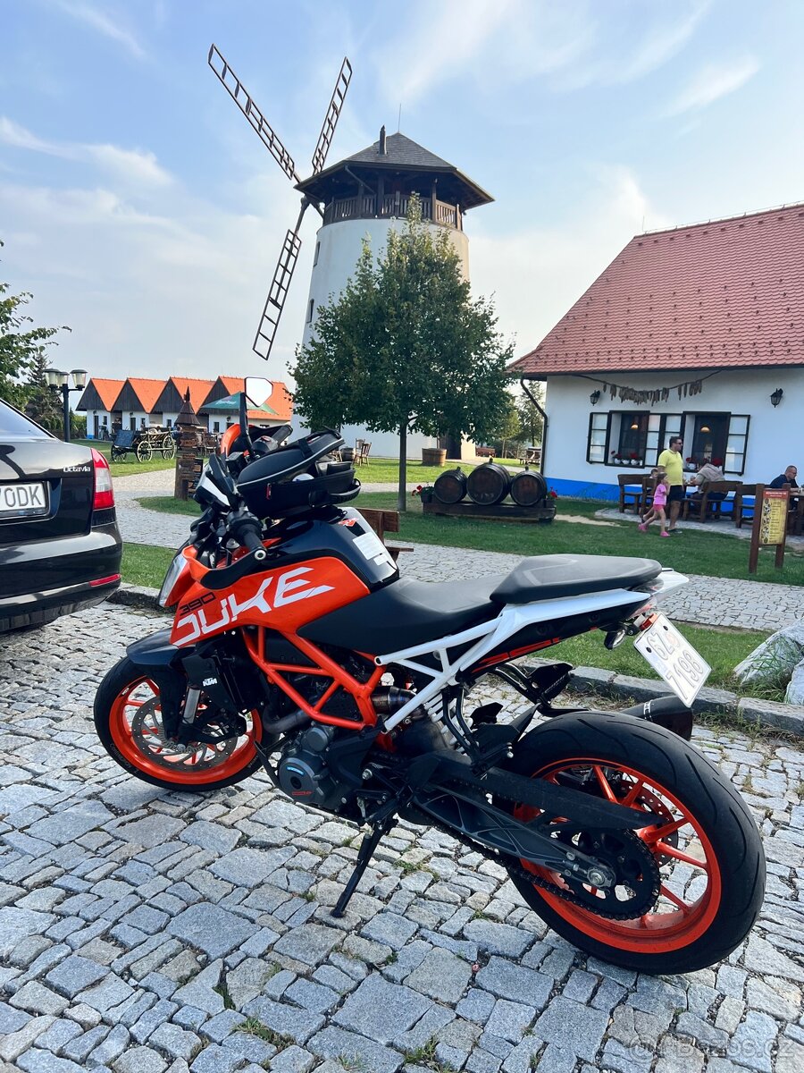 KTM Duke 390