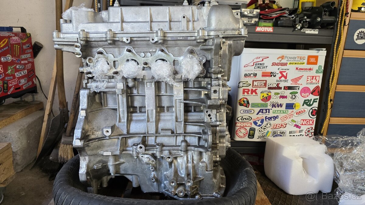 Motor kia sportage III g4fj 130kw
