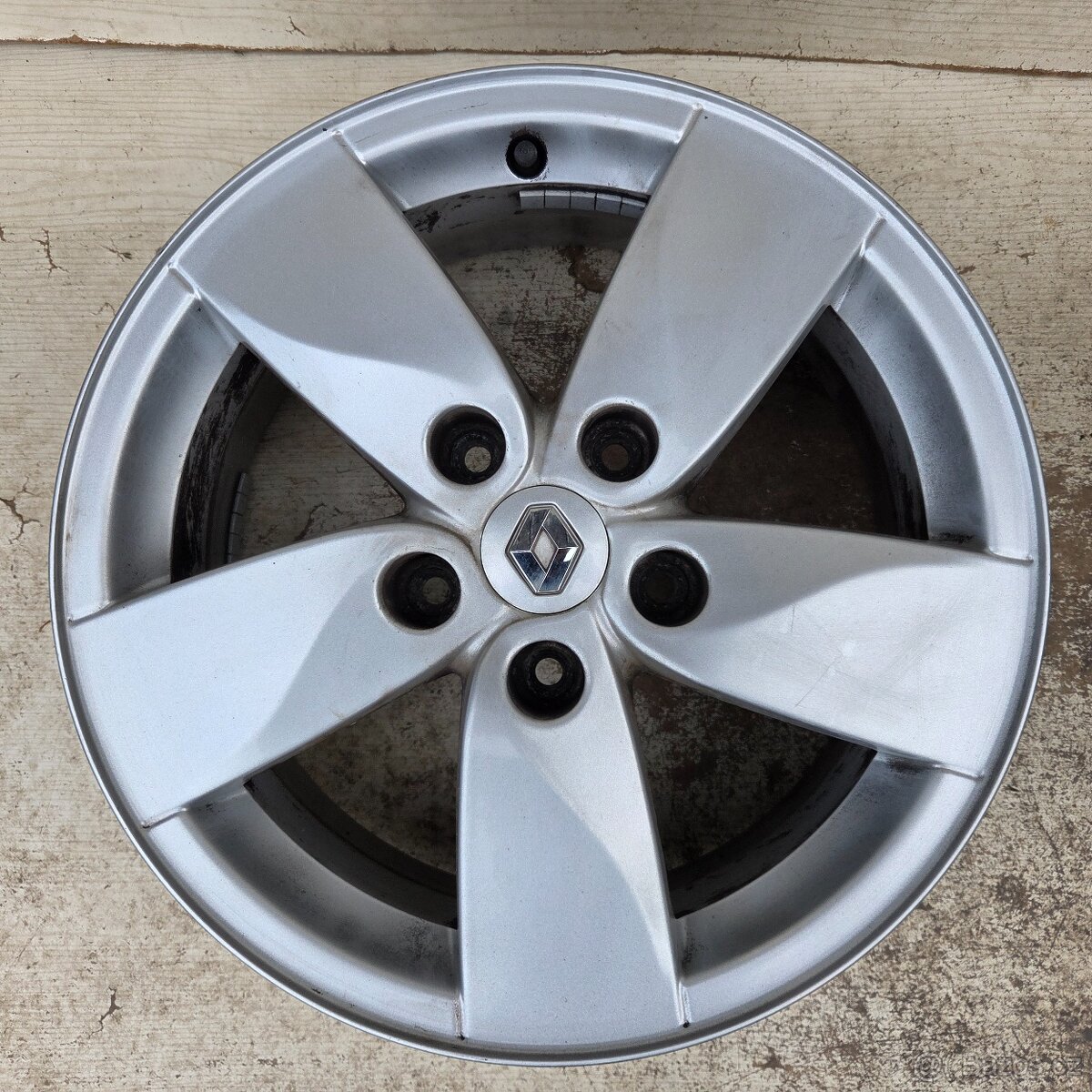 Alu kola Renault Mégane 16" 5x114,3 možno s pneu
