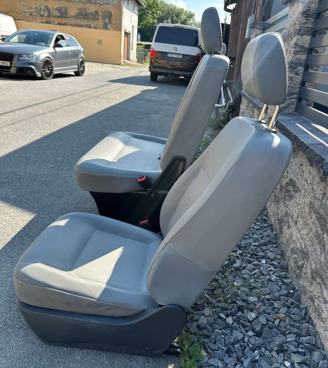 Sedačky VW T5 Transporter